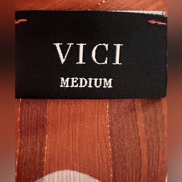 Vici wraparound top - Picture 5 of 5